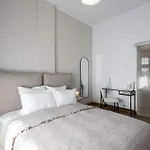 Calea 3br Victoriei Stunner - Two Living - Balconies On The Avenue * Bucureşti