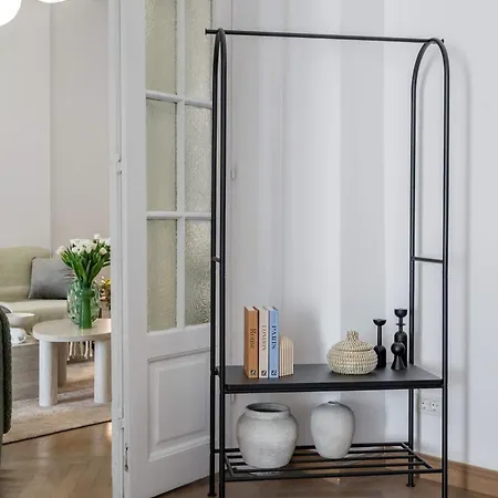 Calea 3br Victoriei Stunner - Two Living - Balconies On The Avenue Lejlighed