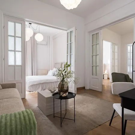 Calea 3br Victoriei Stunner - Two Living - Balconies On The Avenue Apartment Bucharest