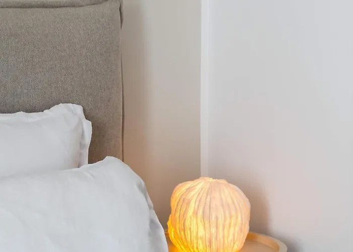 Calea 3br Victoriei Stunner - Two Living - Balconies On The Avenue *