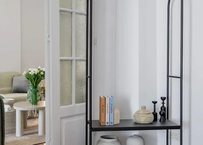 Calea 3br Victoriei Stunner - Two Living - Balconies On The Avenue Apartamento