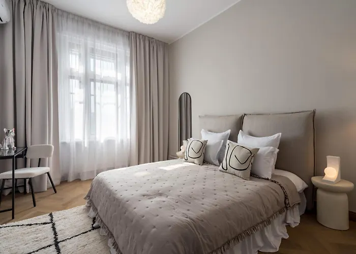 Calea 3br Victoriei Stunner - Two Living - Balconies On The Avenue * Bucareste